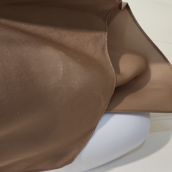 MILLY of NY 100% Silk Asymmetrical Razor Back Halter Top - Picture 4 of 4